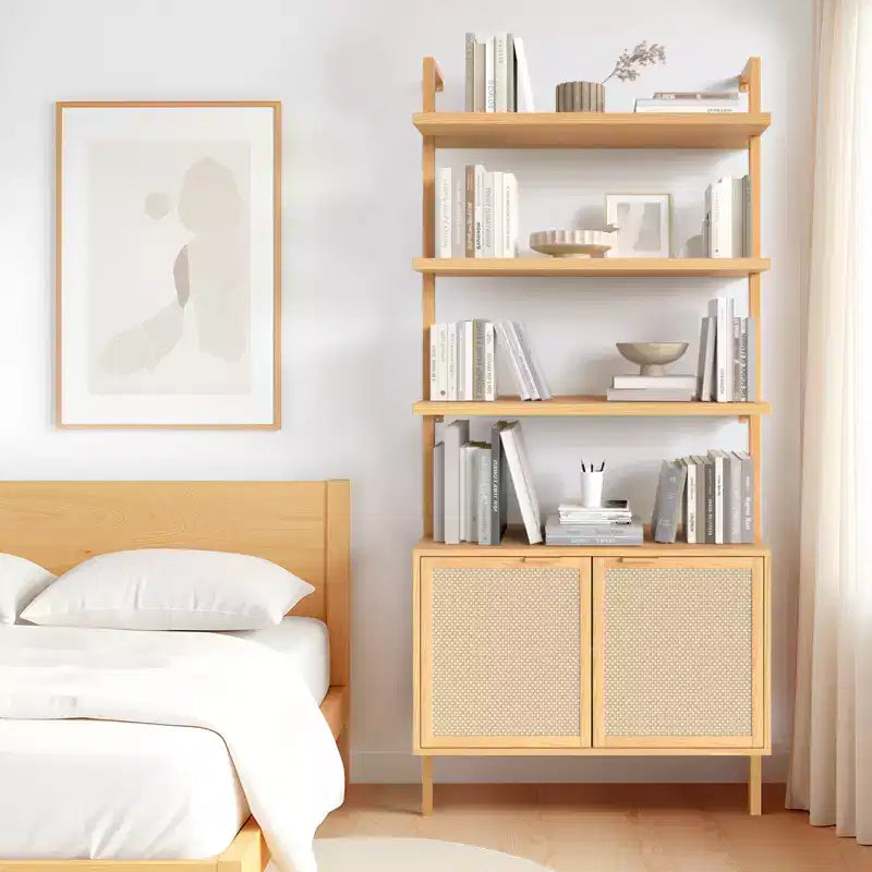 Libreria a Scala in Rattan, Libreria a 6 Ripiani Larga 80 cm con Ante, Scaffale Contenitore in Legno per Soggiorno o Ufficio