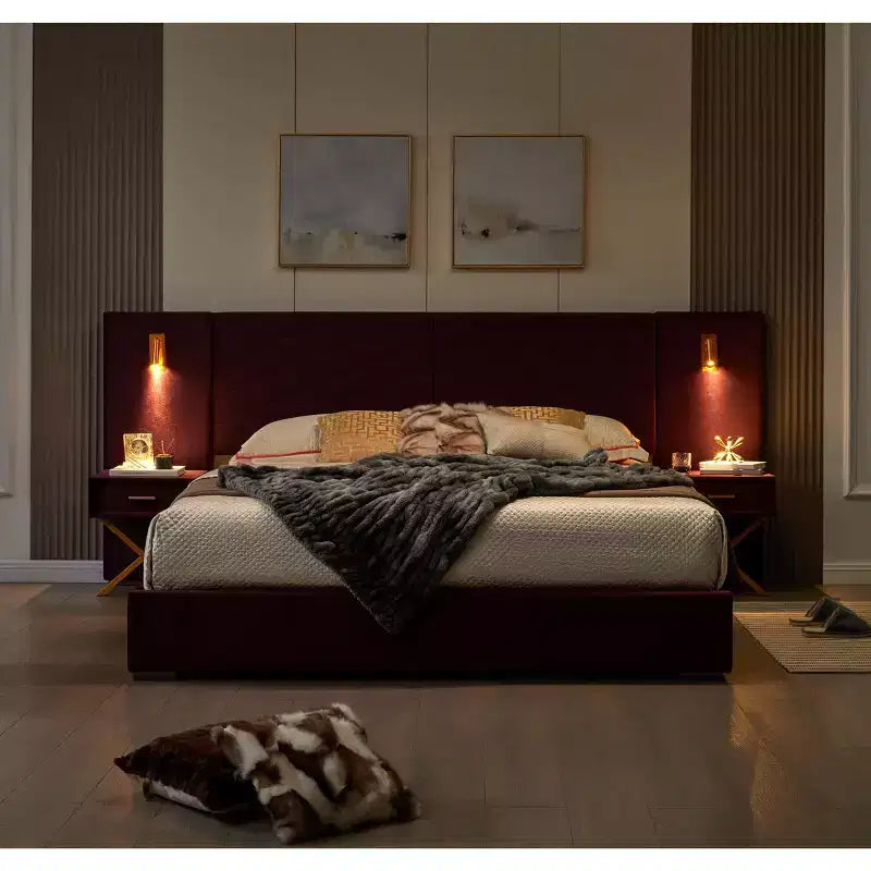 Struttura letto imbottita con testiera ad ali in velluto blu/rosso vino con luci LED e 2 comodini – Queen/King, 1 persona